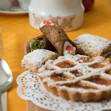 Couette-café Giunone